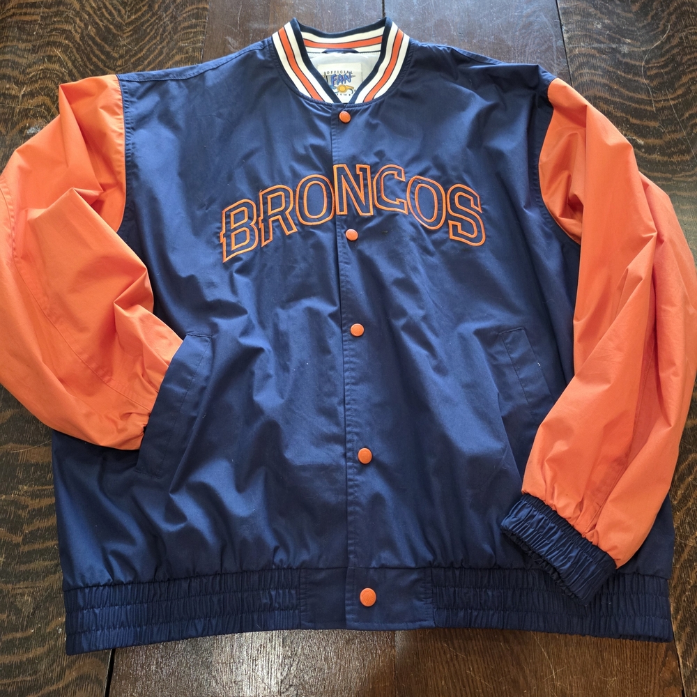 Vintage 1990s NFL Denver Broncos satin jacket by‎ Official Fan Outerwear size XL